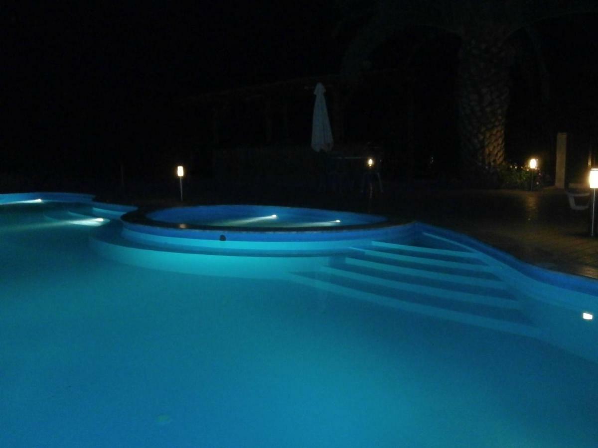 Loutra Elevtheron Secret Paradise Villas מראה חיצוני תמונה