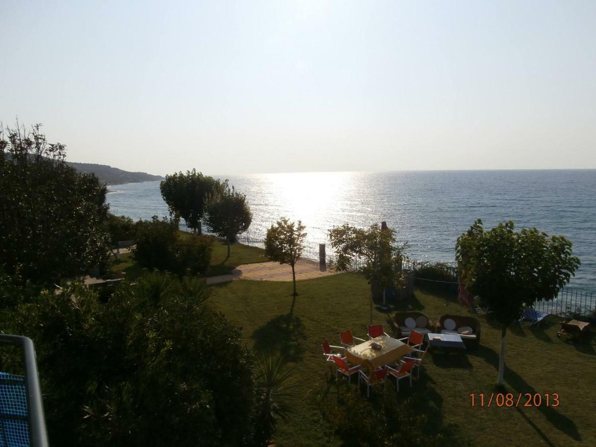 Loutra Elevtheron Secret Paradise Villas מראה חיצוני תמונה